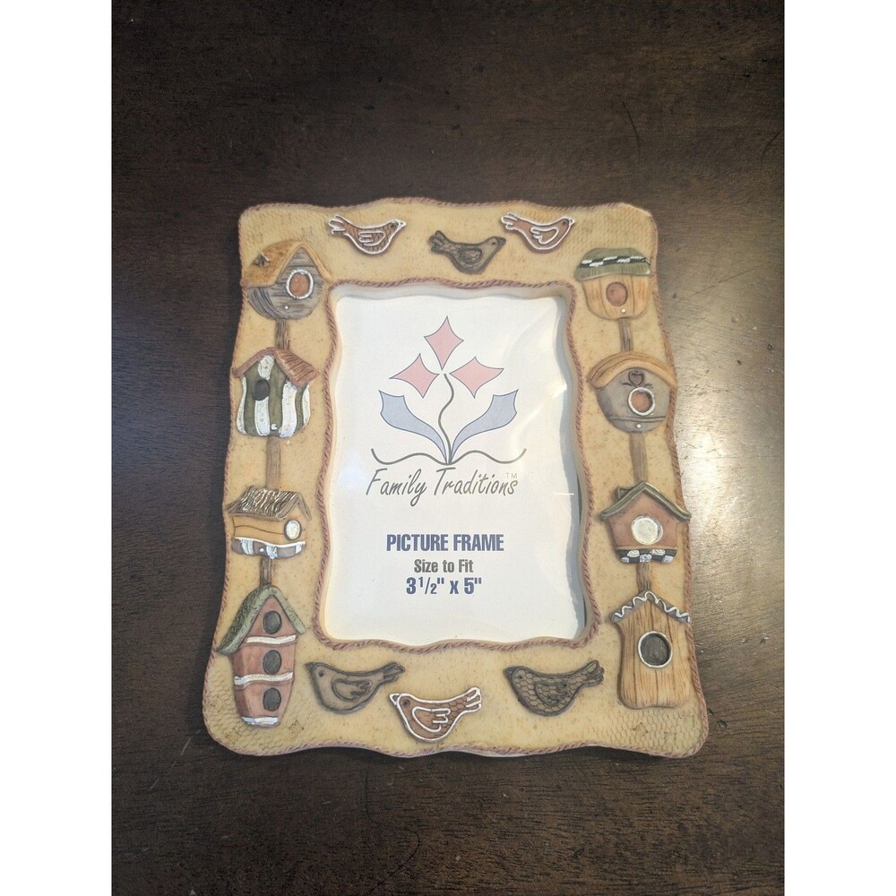 Family Traditions Ceramic/Resin 3.5" x 5" Photo Frame/Bird Houses